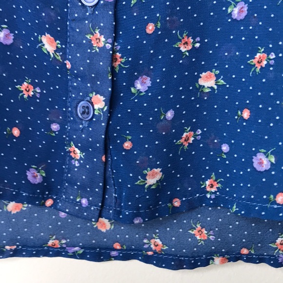 Tiny Floral print Tank Button Down Tank Top - Picture 6 of 13